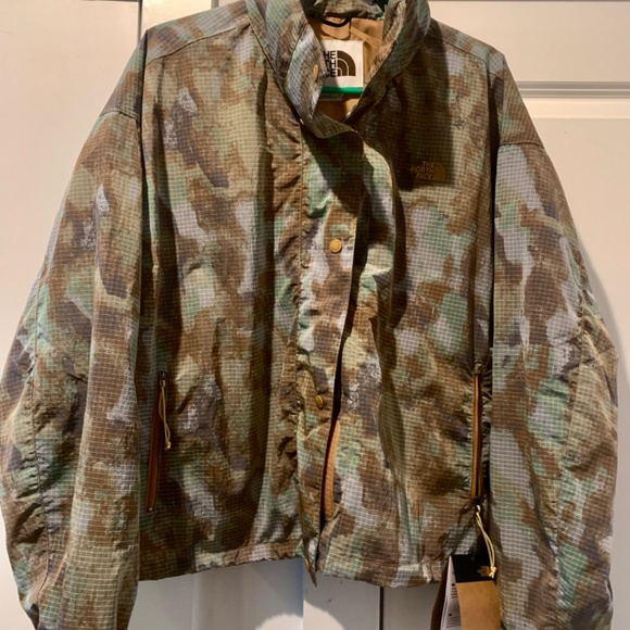 The North Face Jacket - Picture 3 of 4